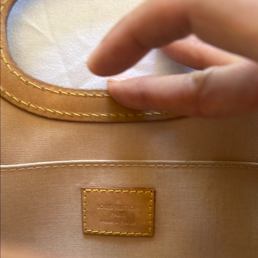 Louis Vuitton Gold Monogram Clutch - Picture 6 of 7